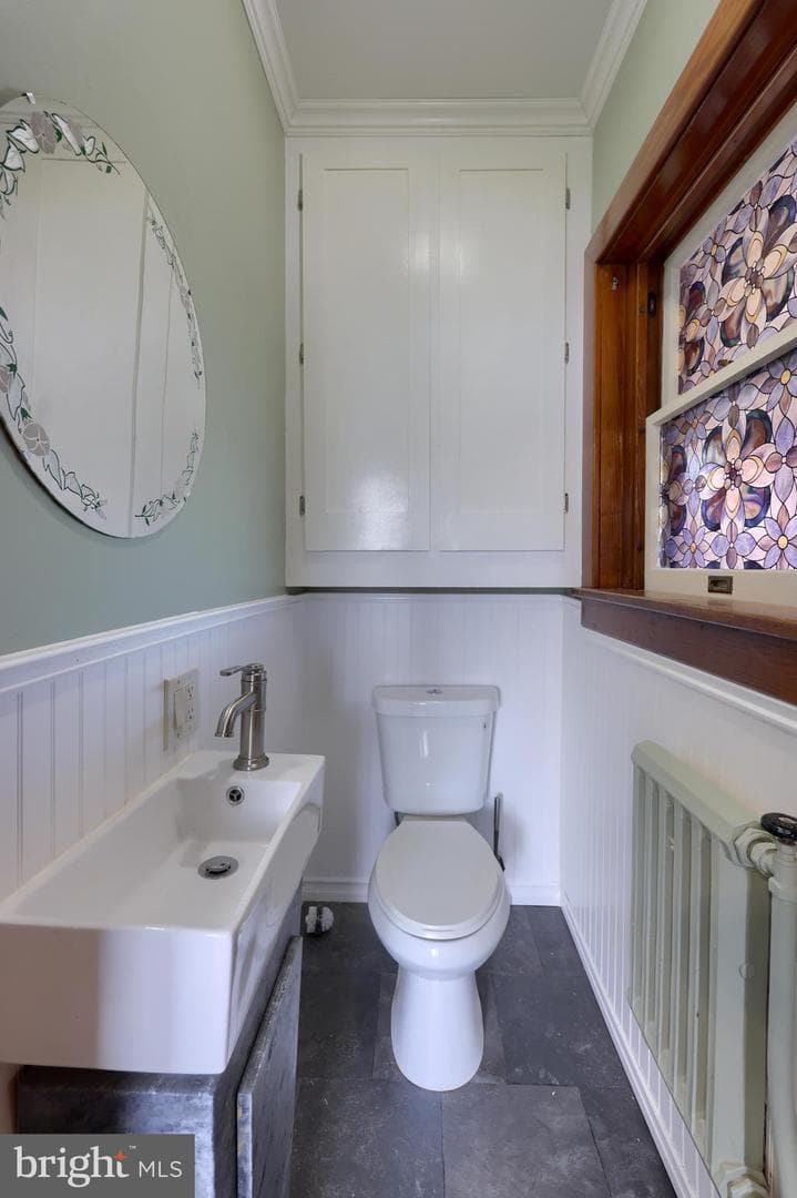 11 E Poplar Street photo 29