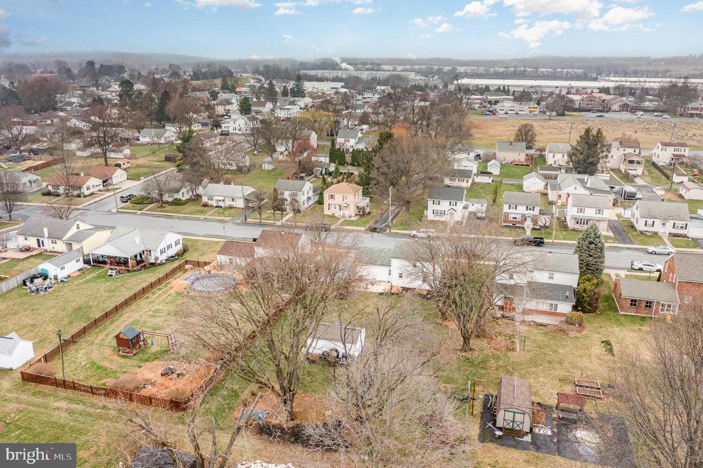 706 W Oak Street photo 35