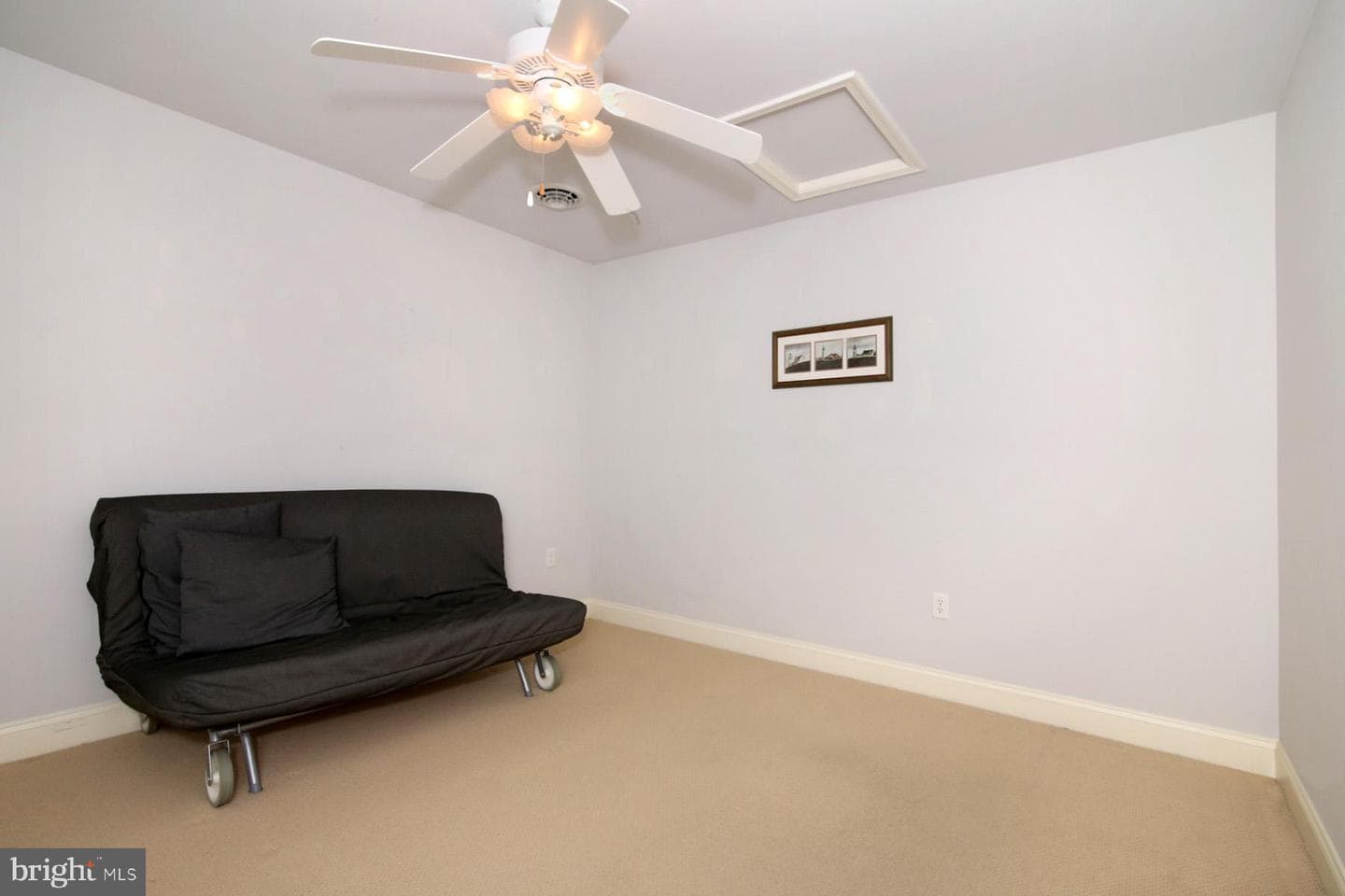 1043 English Drive photo 28