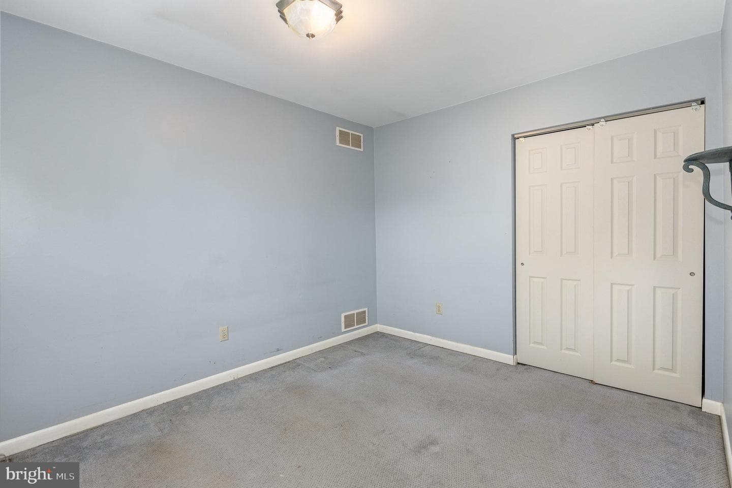 1387 Sholly Avenue photo 18