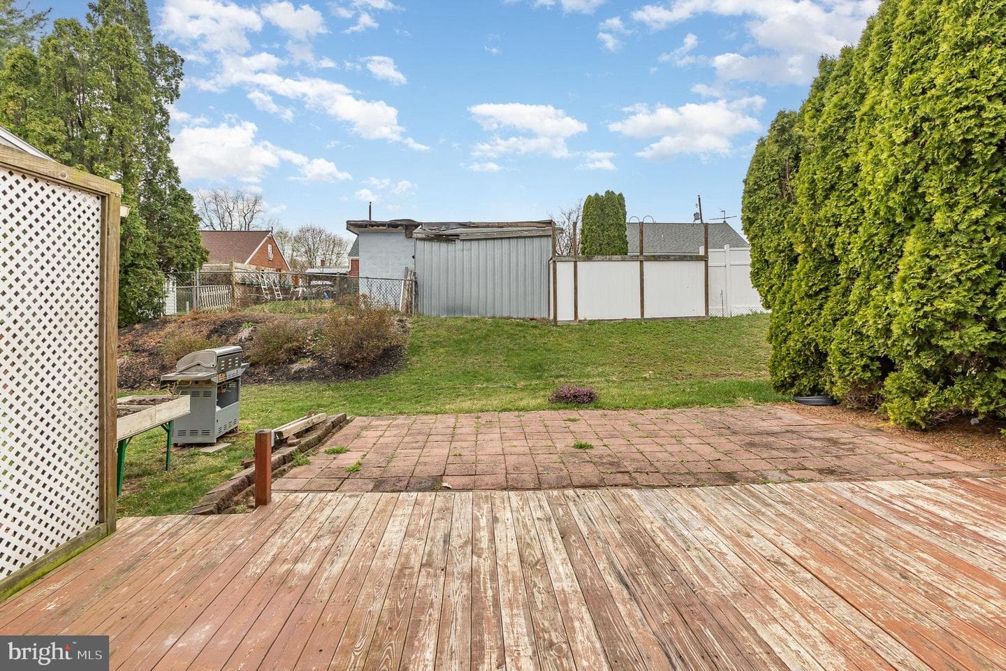 1387 Sholly Avenue photo 23