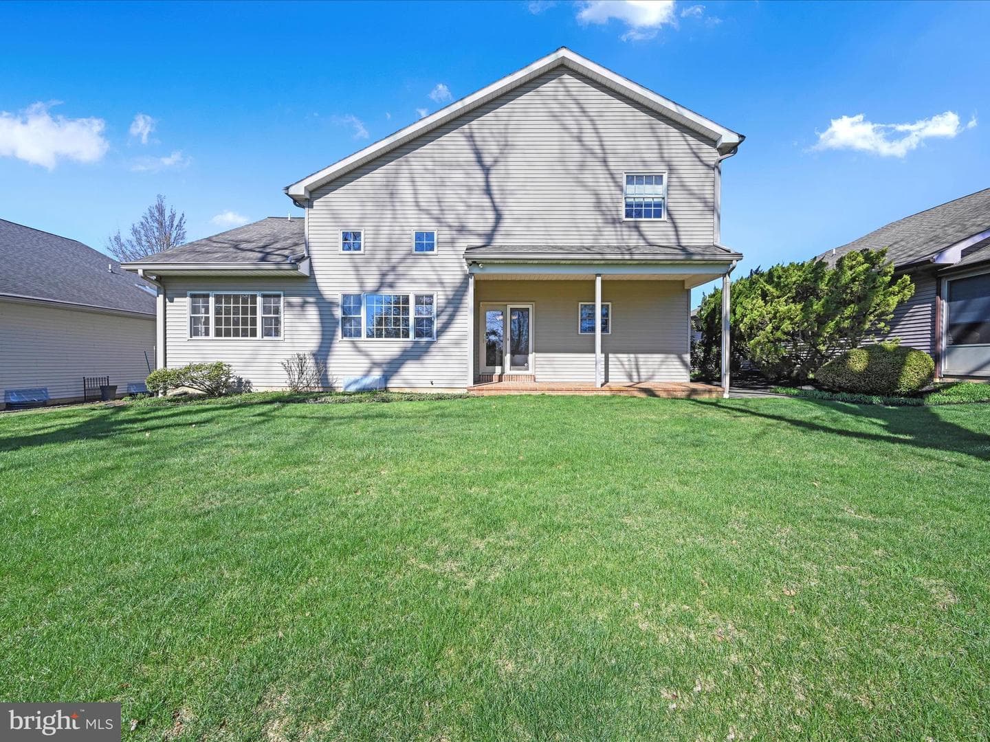520 Waterside Circle photo 35