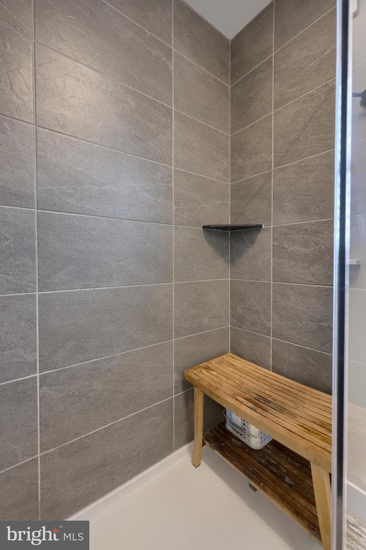 9 Willow Street photo 36