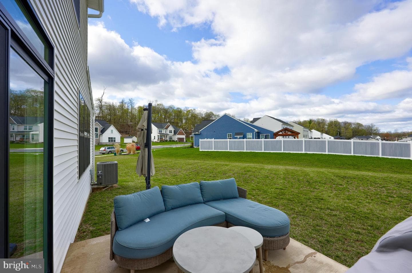 9 Willow Street photo 47