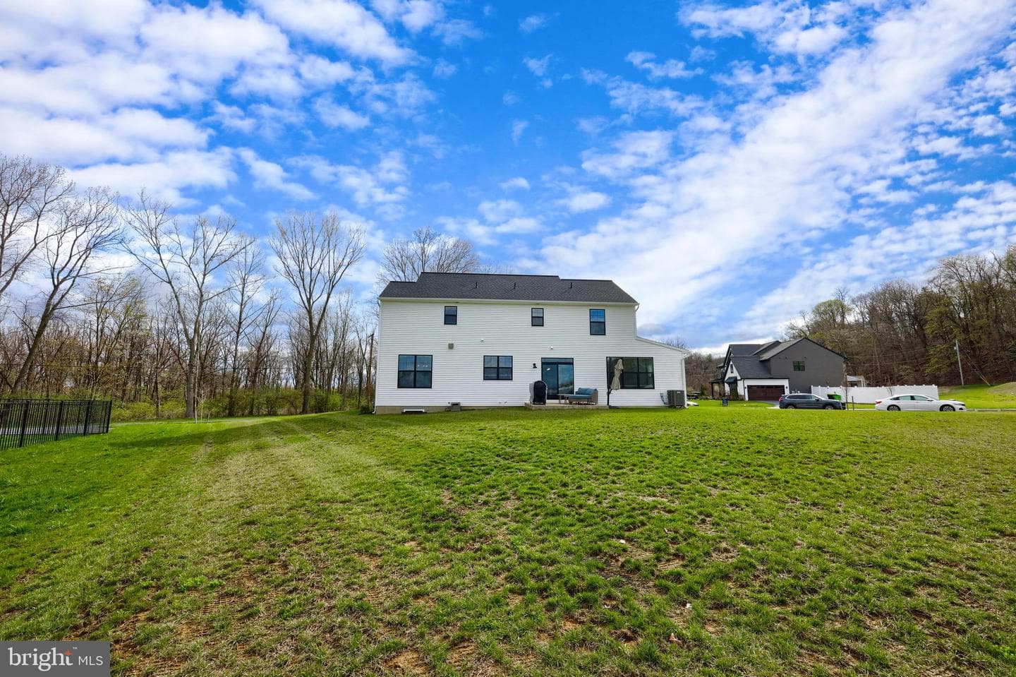 9 Willow Street photo 48