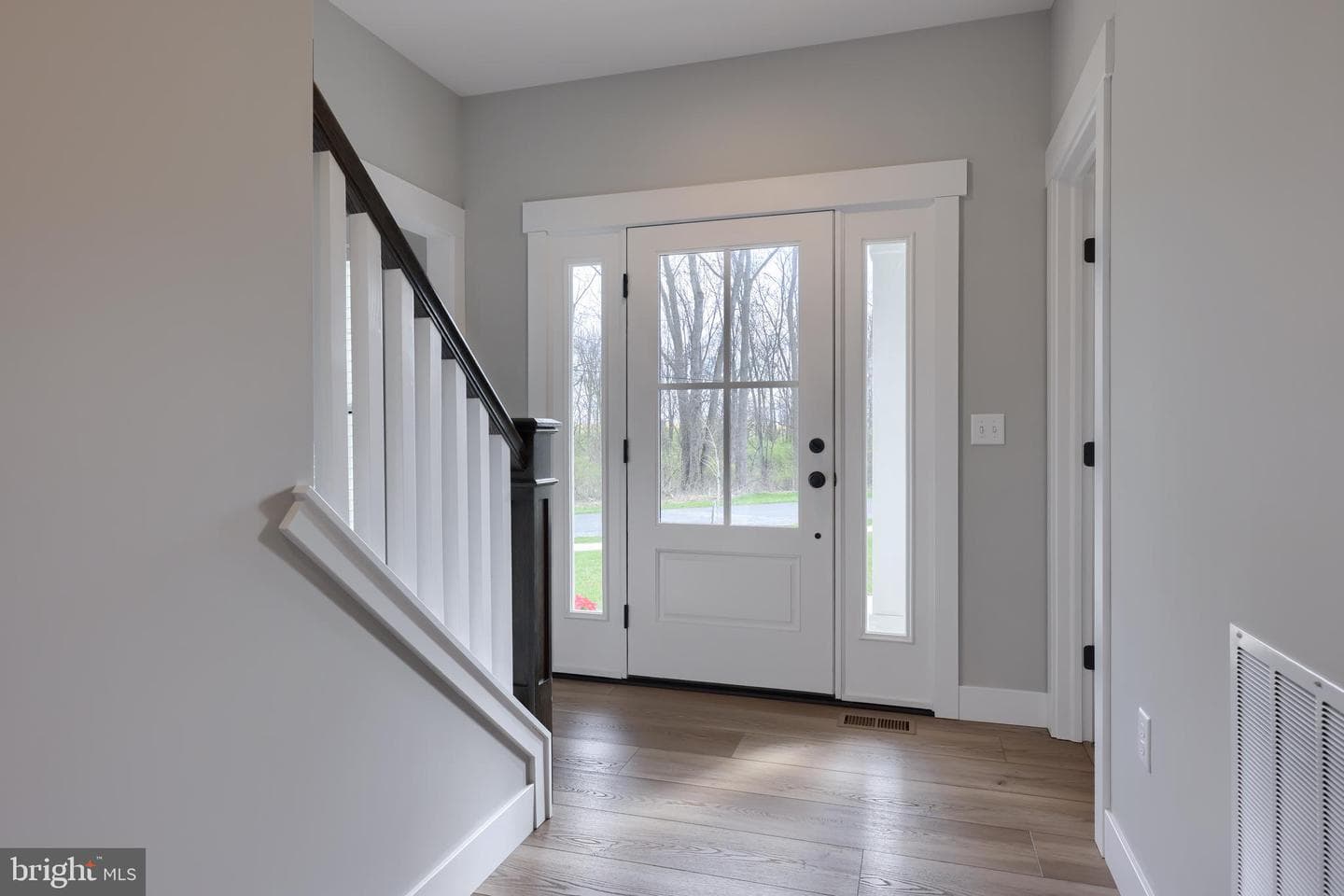 9 Willow Street photo 6