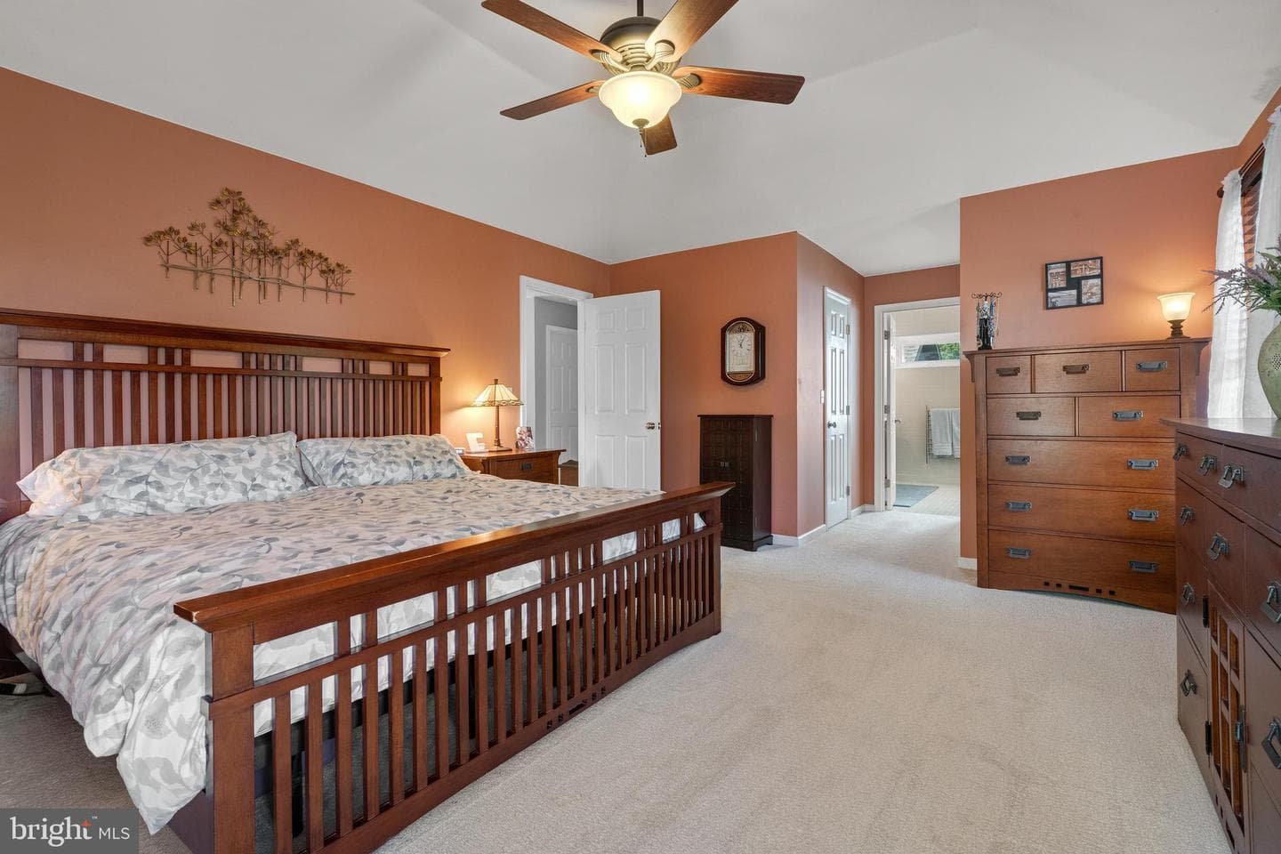 960 Hetrick Avenue photo 31