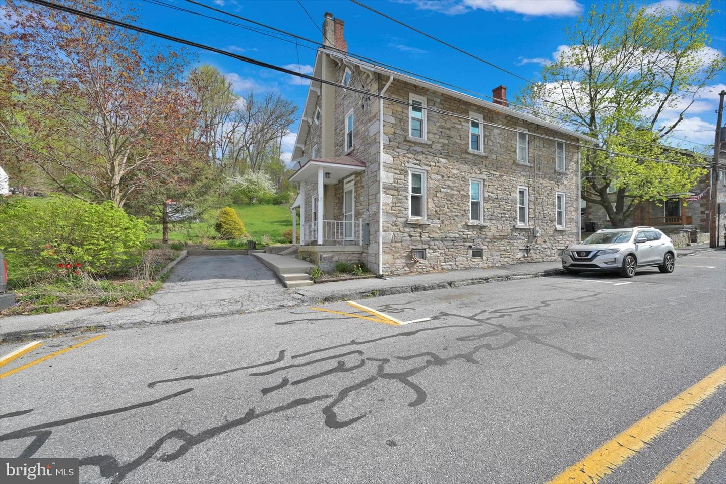 318 Boyd Street photo 2