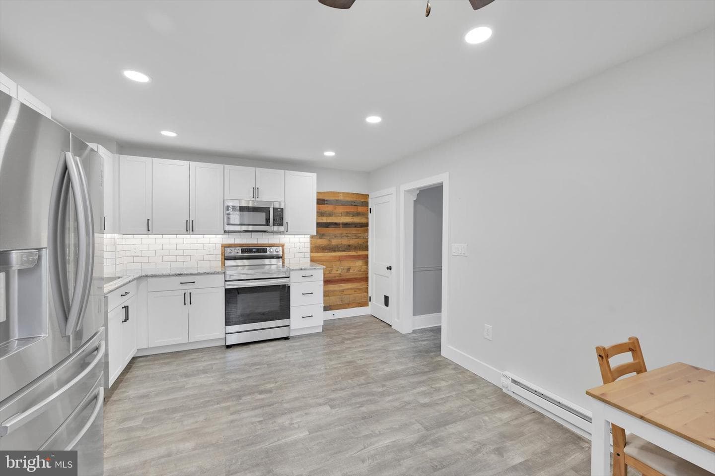 318 Boyd Street photo 8