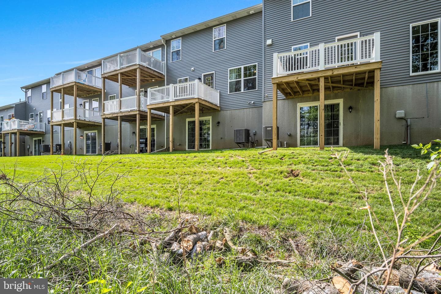 127 Beech Tree Court photo 23