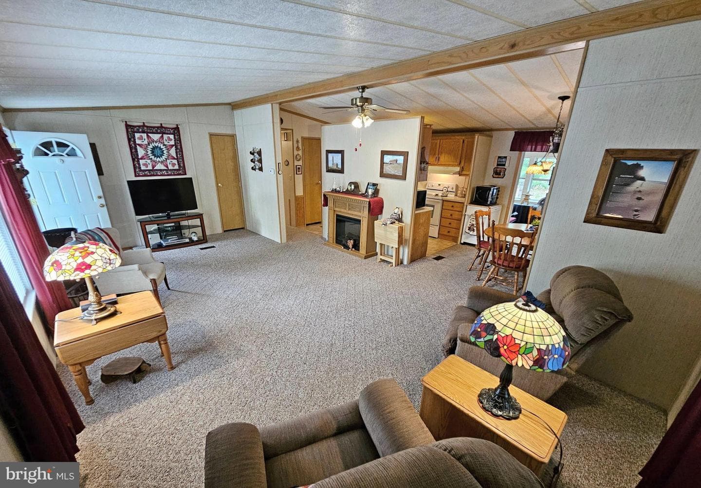 319 Maple Avenue photo 14