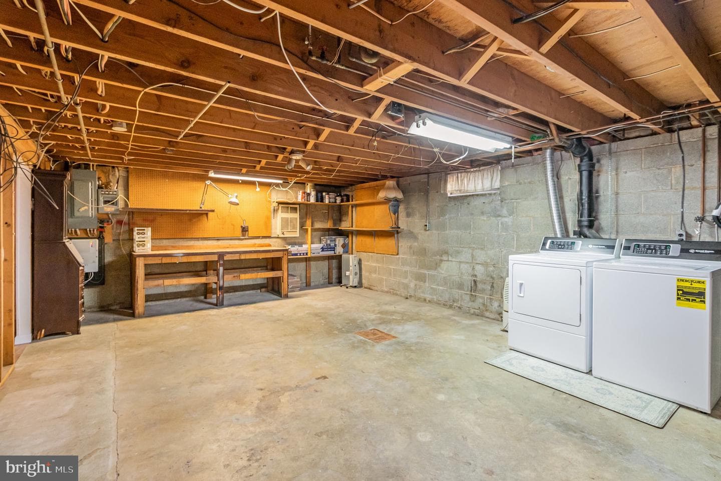 230 N Harrison Street photo 20