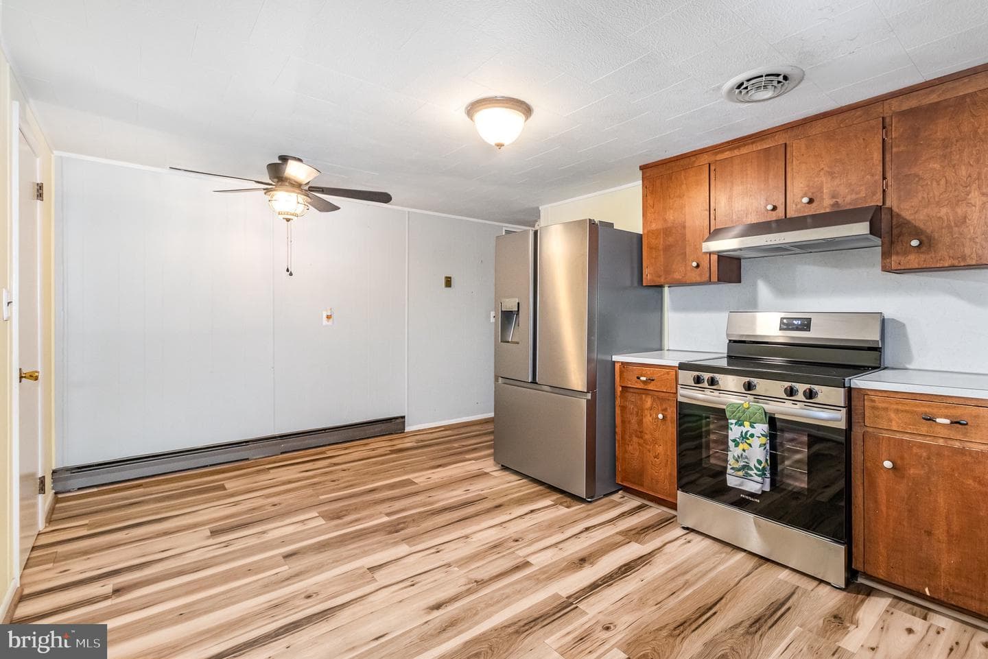 230 N Harrison Street photo 8