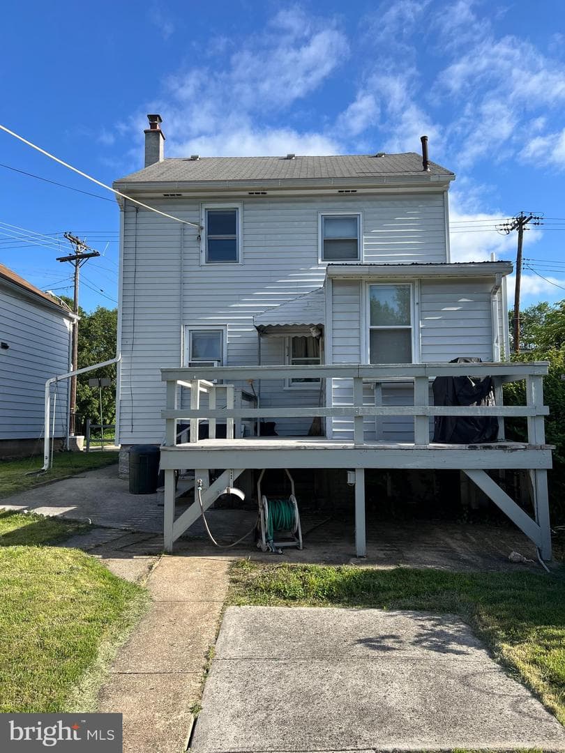 646 Locust Street photo 9