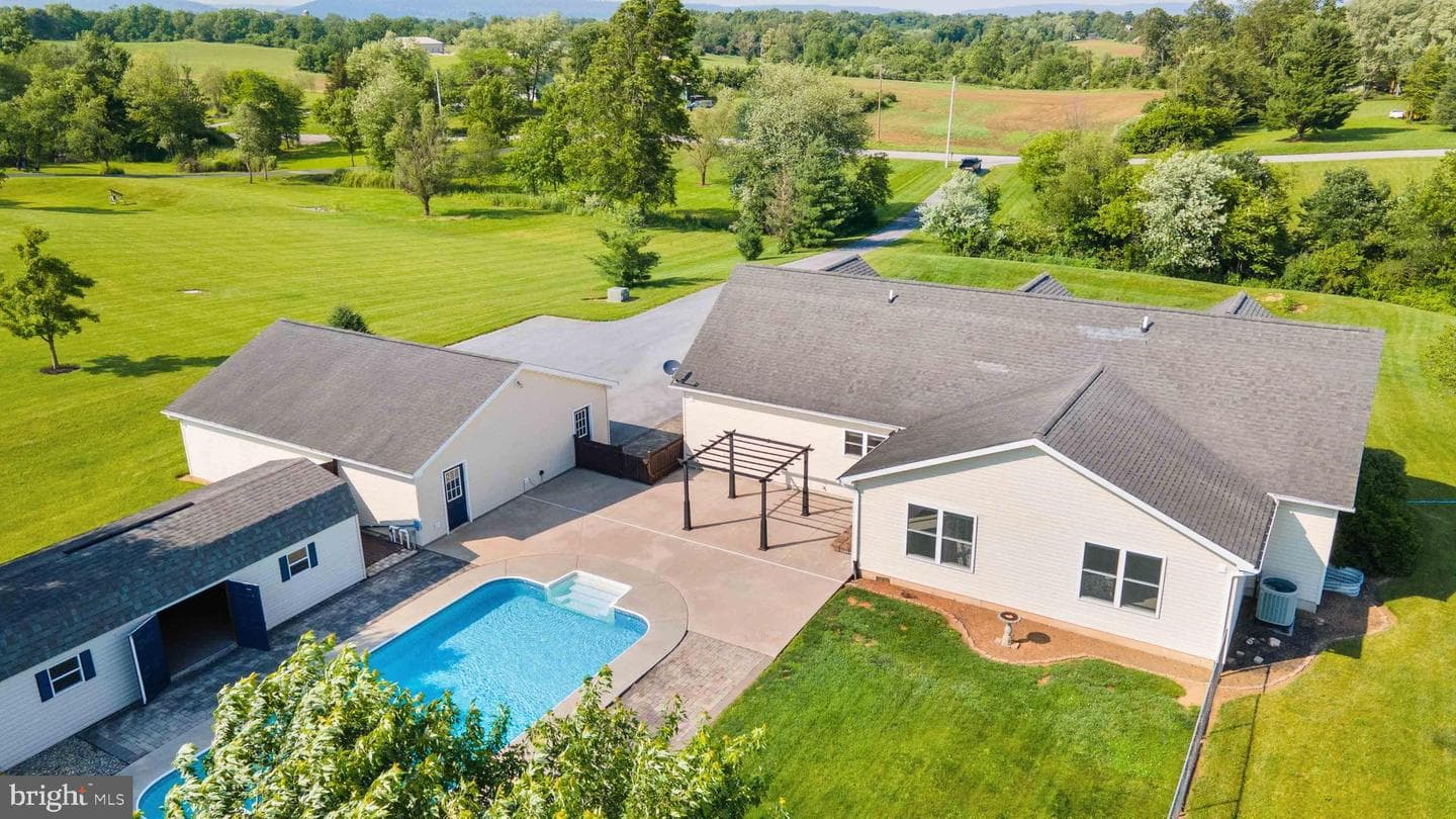 46 Groff Road photo 43