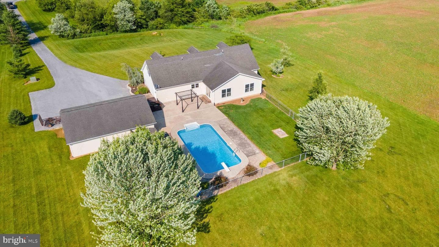 46 Groff Road photo 45
