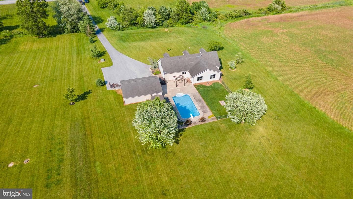 46 Groff Road photo 50