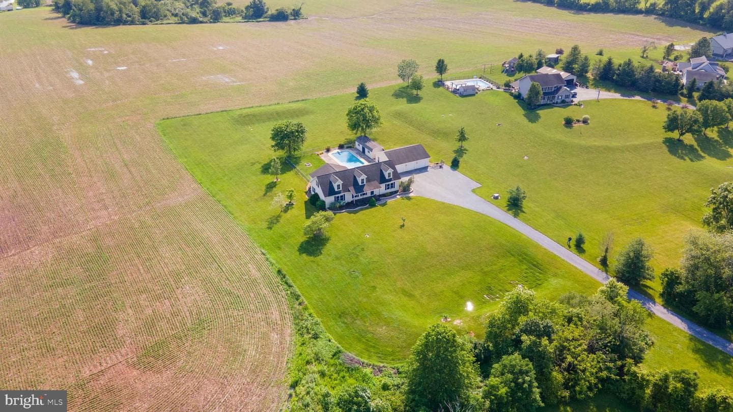 46 Groff Road photo 59