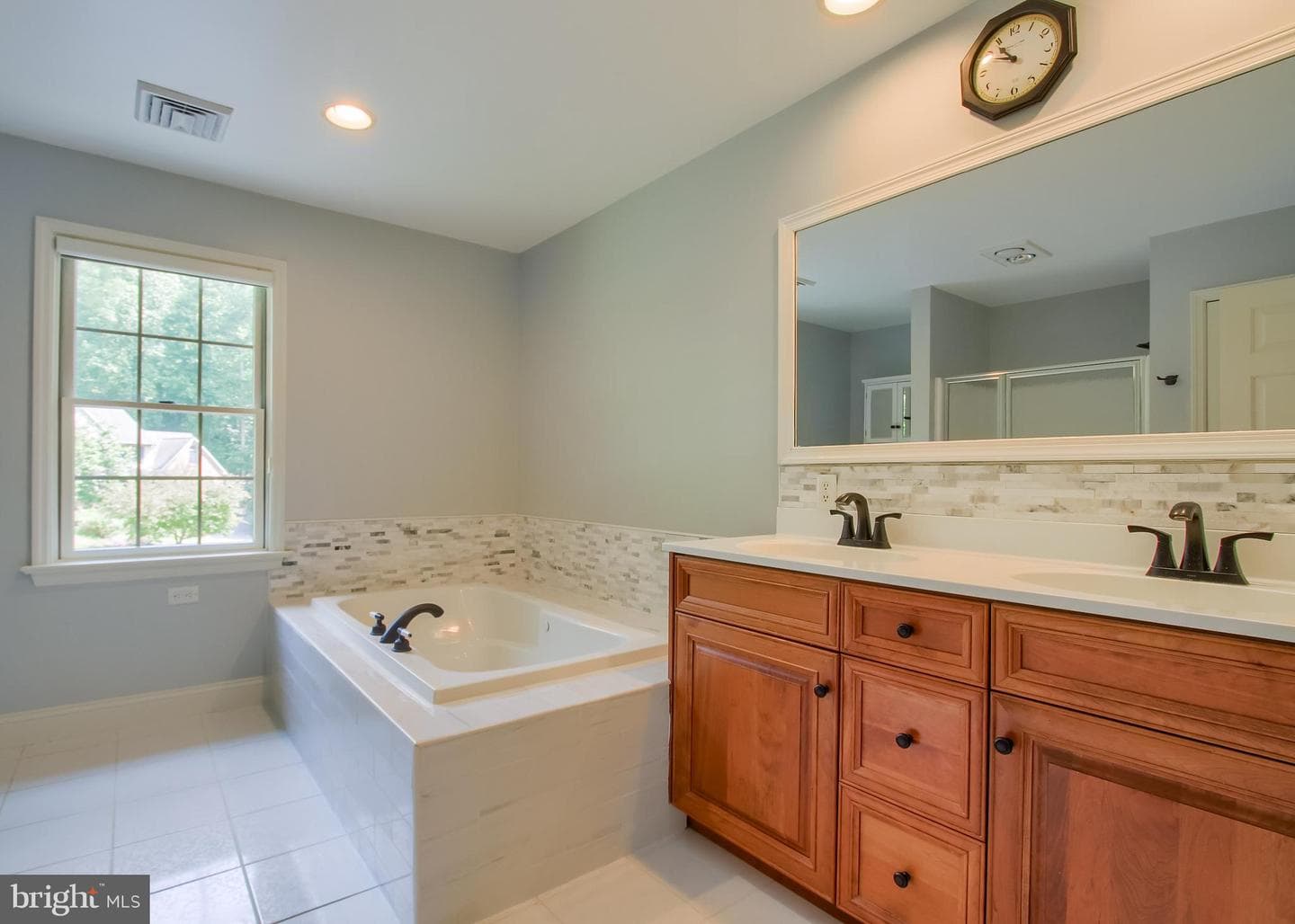 502 Woodland Circle photo 40