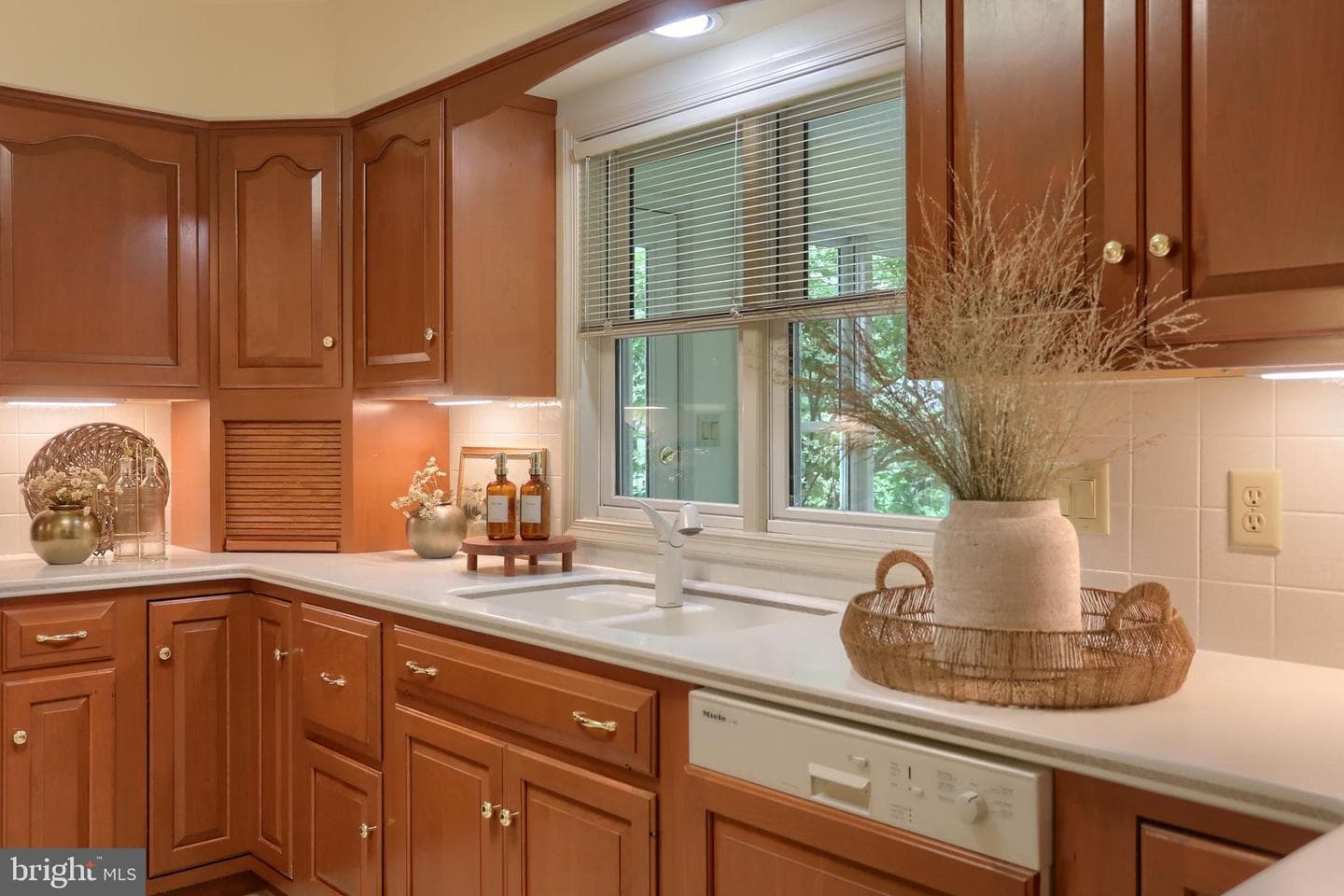 7 Brookside Circle photo 4