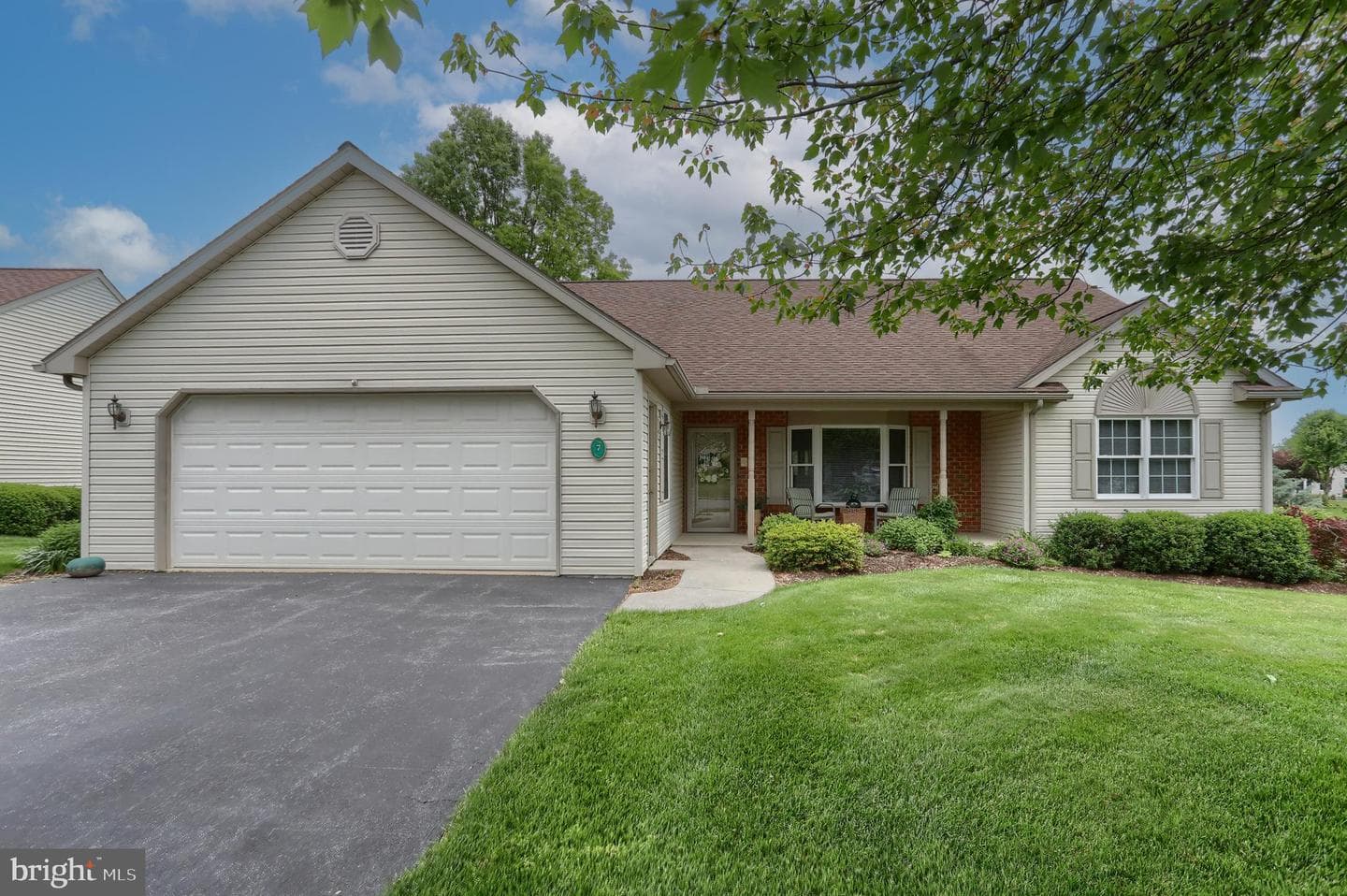 7 Brookside Circle photo 8