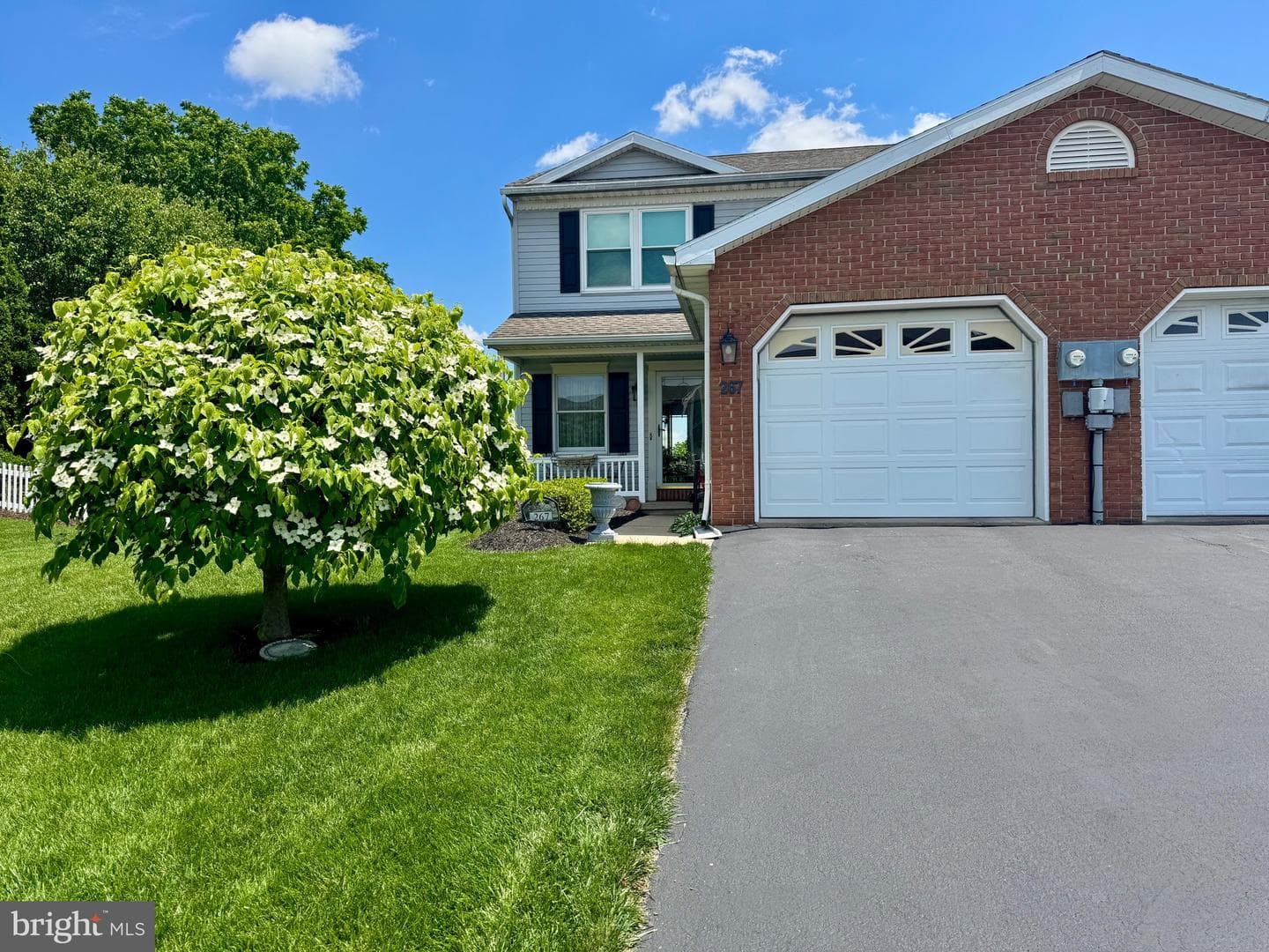 267 Acorn Circle photo 3