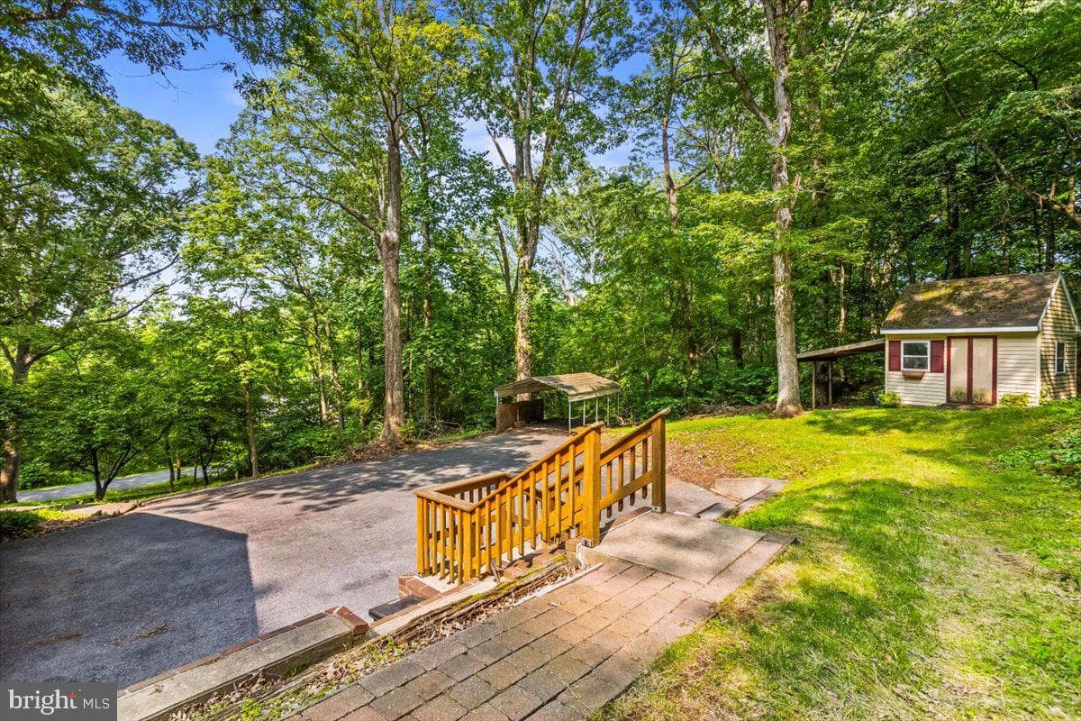 102 Ironmaster Road photo 37