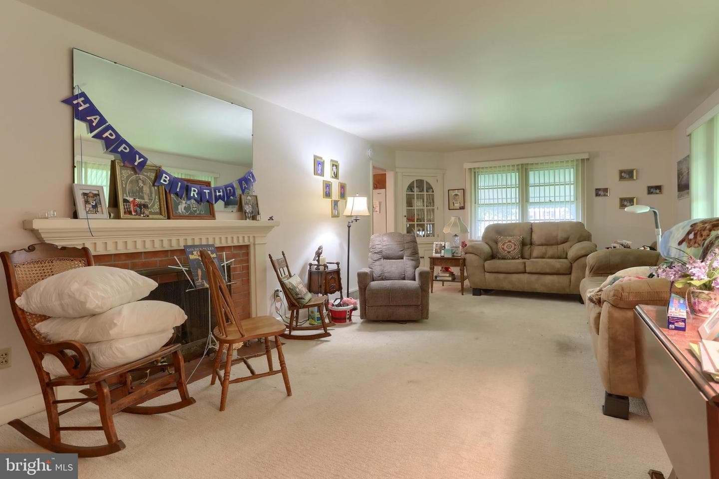 228 S Forge Road photo 4