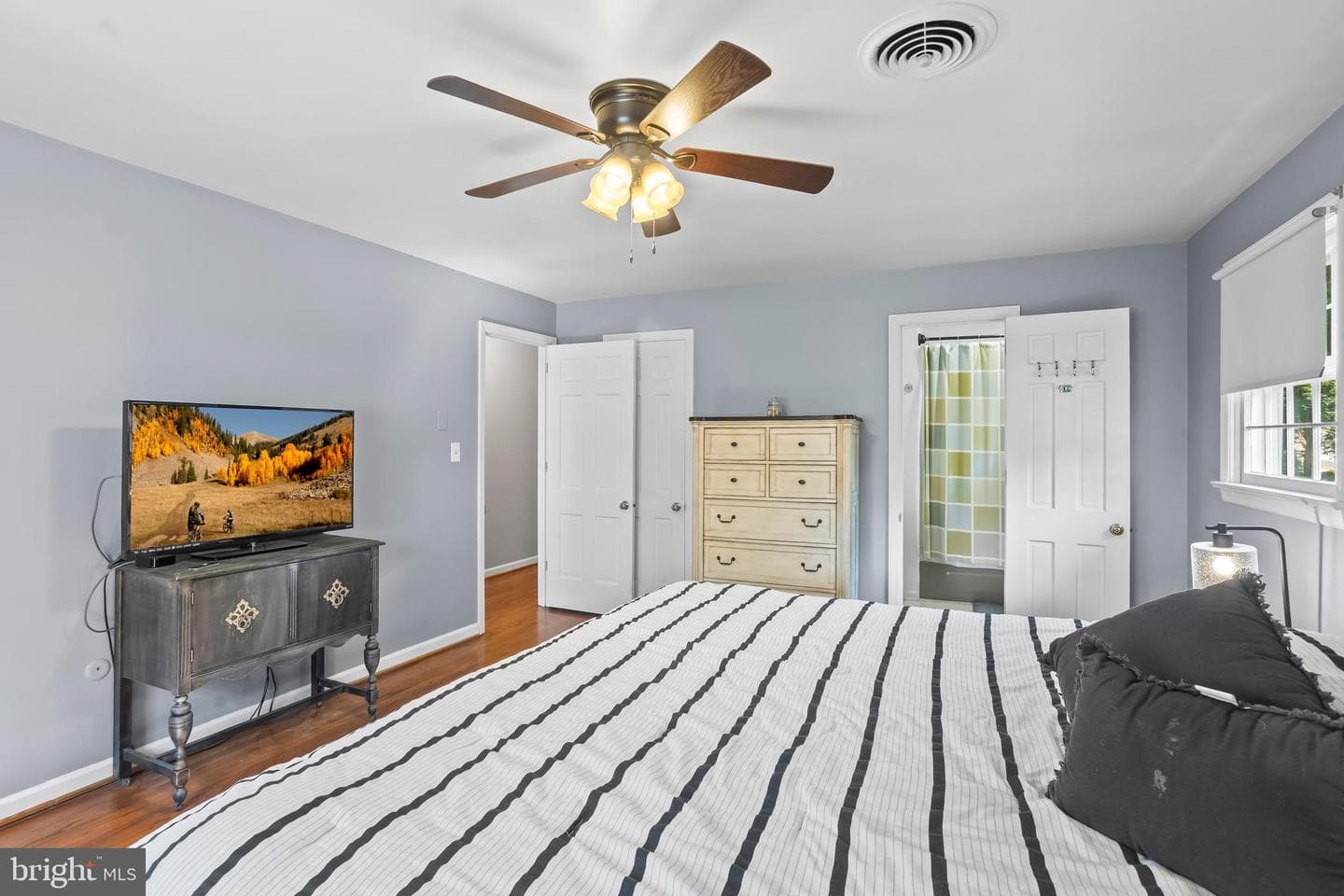 24 Stoneleigh Drive photo 40