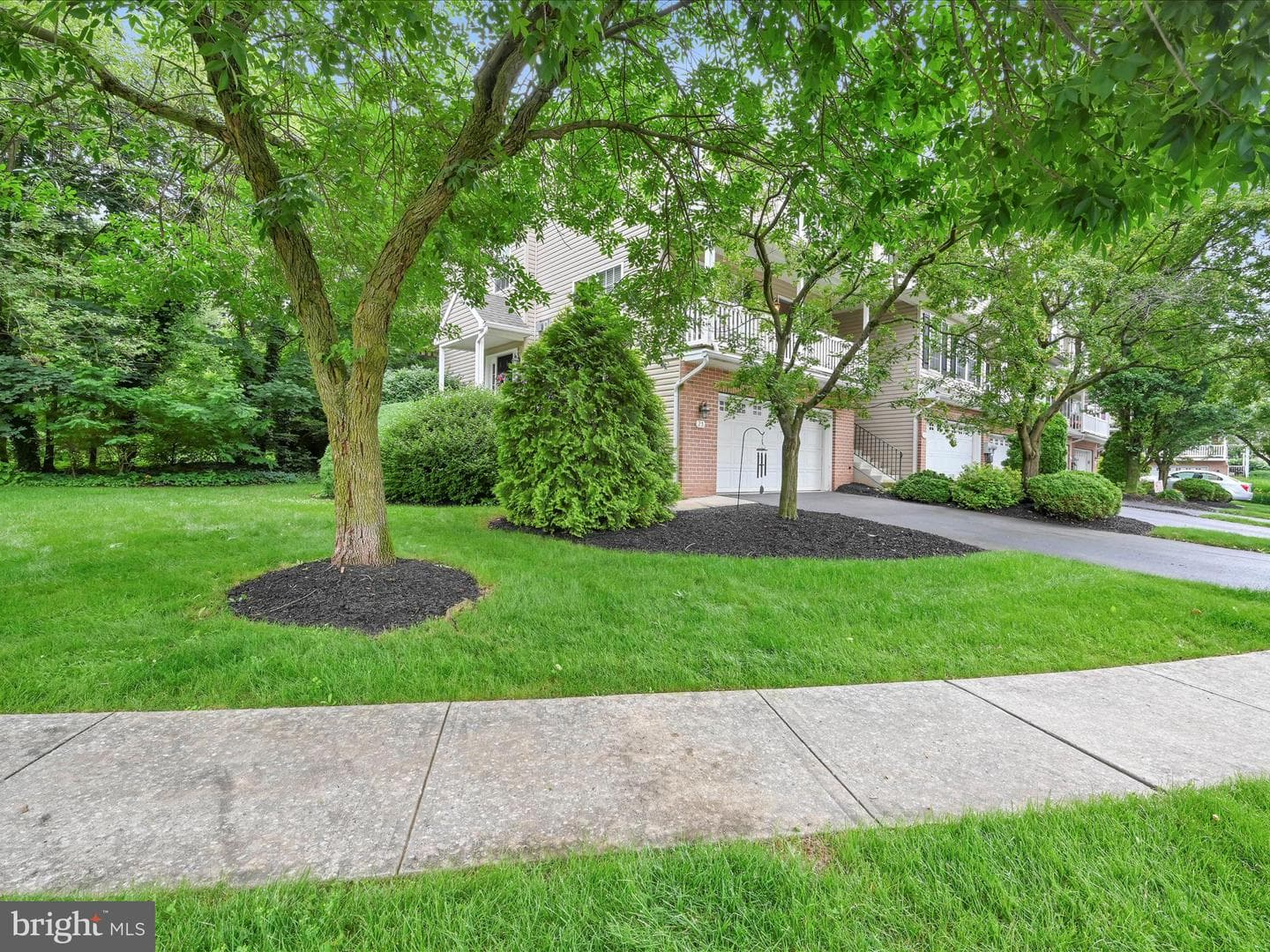 25 Parkside Drive #29 photo 3