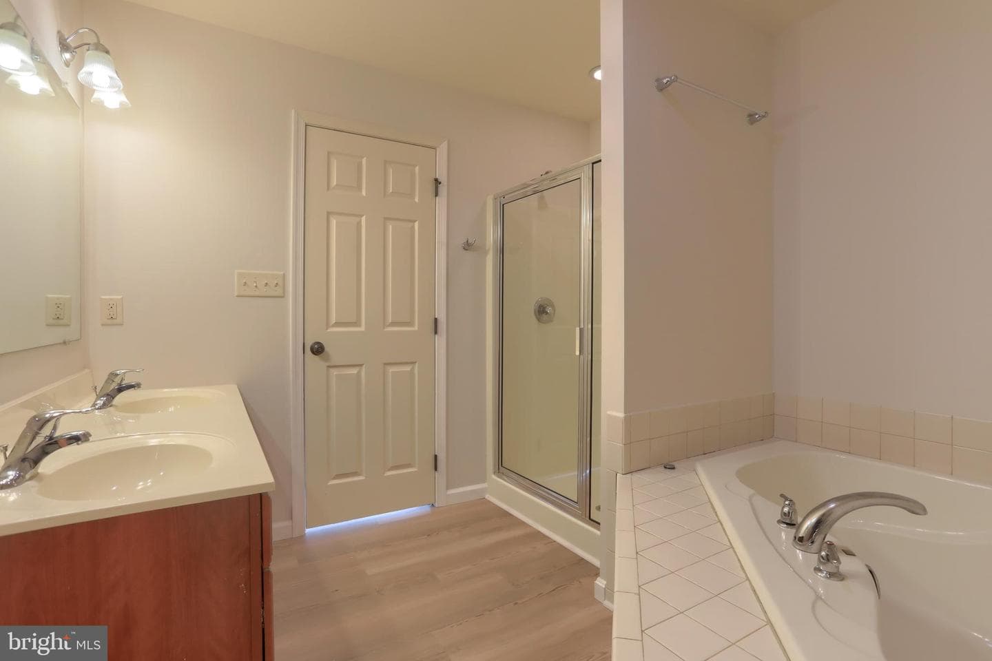 150 Woodlawn Avenue photo 10
