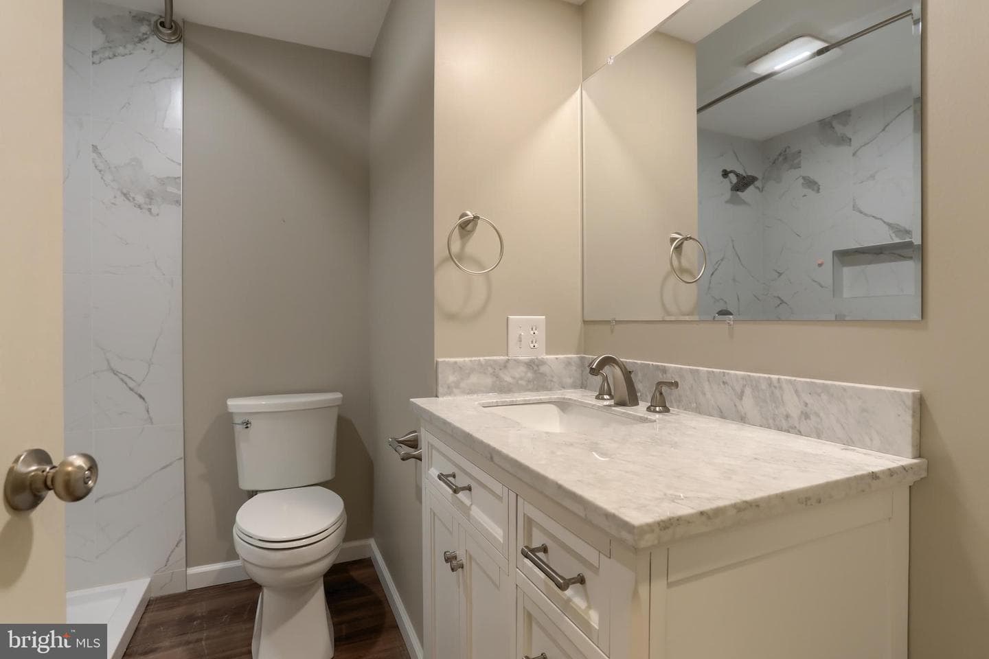 150 Woodlawn Avenue photo 19