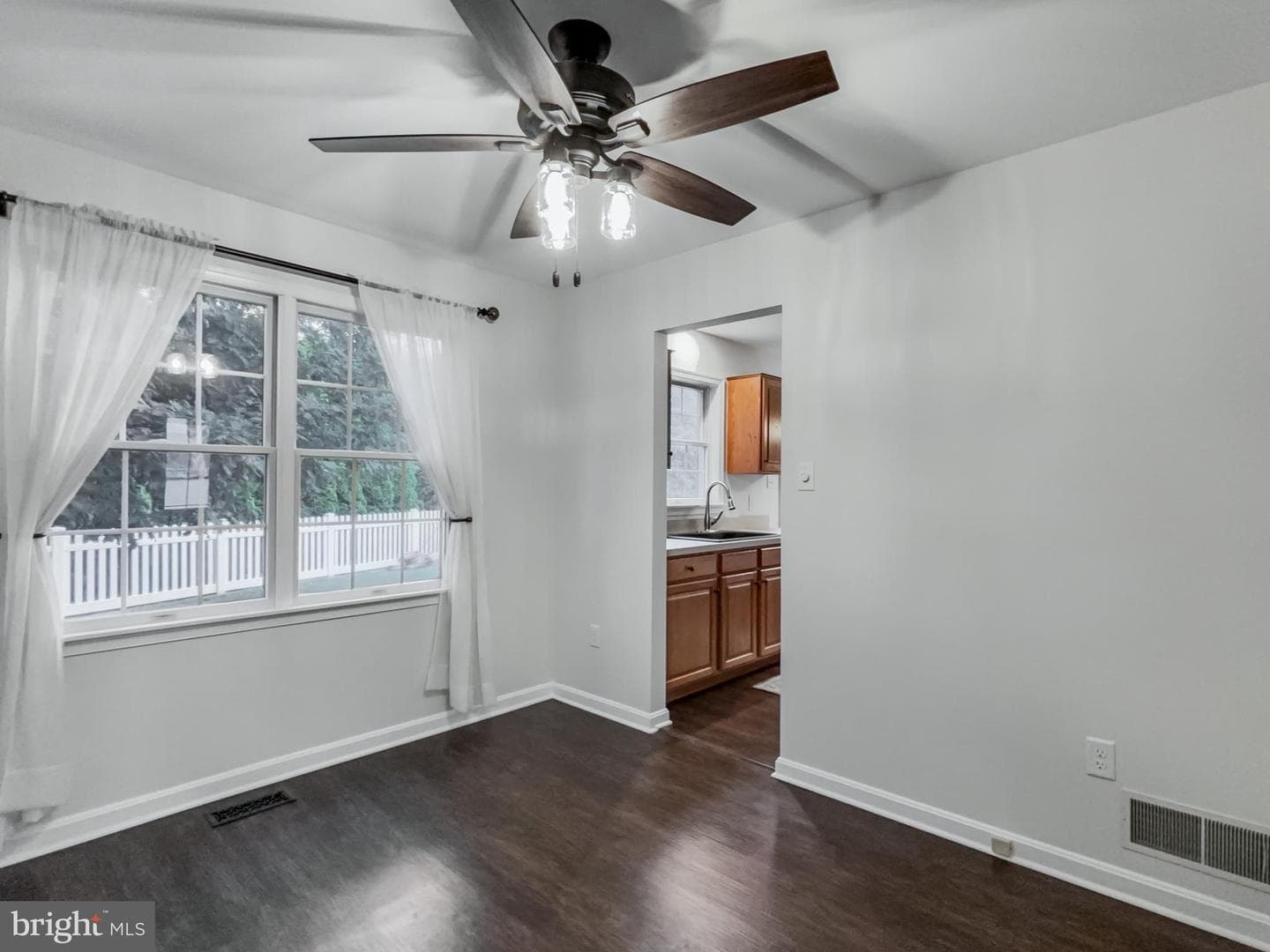 215 Fencepost Lane photo 8