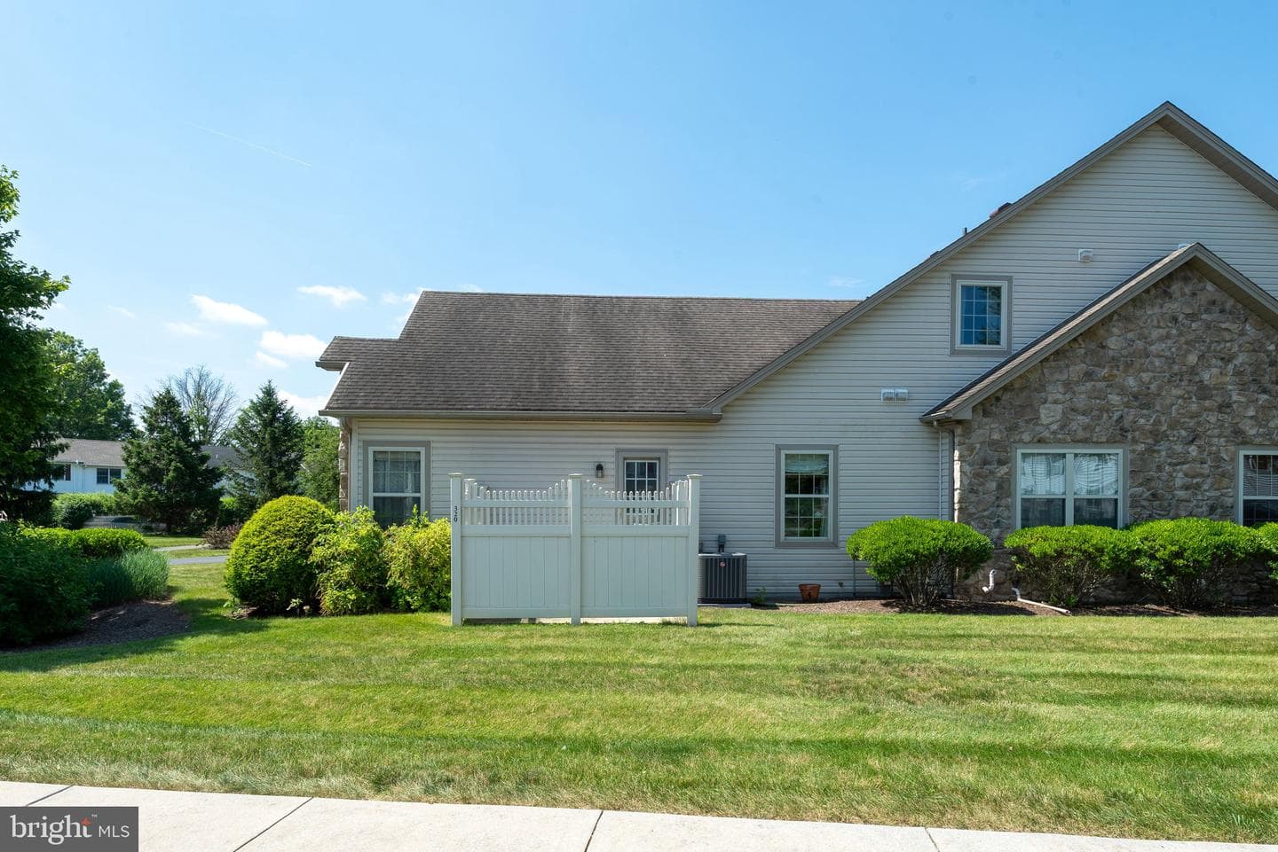 320 Brookwood Drive photo 37