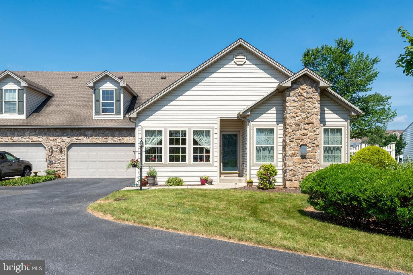 320 Brookwood Drive photo 39