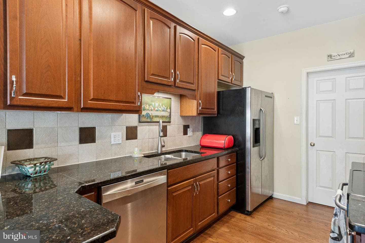 320 Brookwood Drive photo 9
