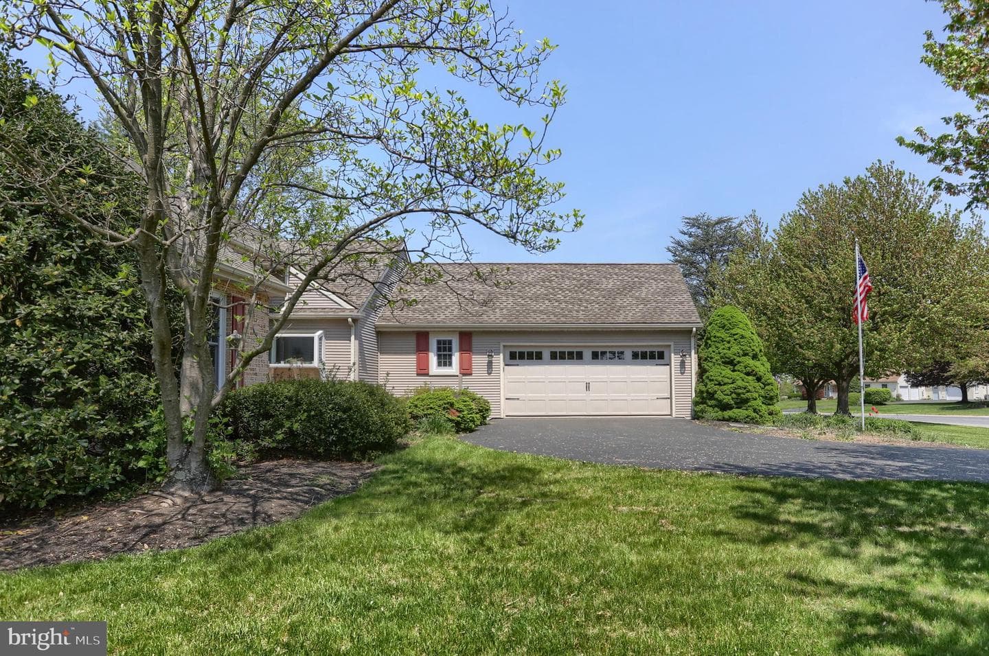 5 Stone Hedge Drive photo 35