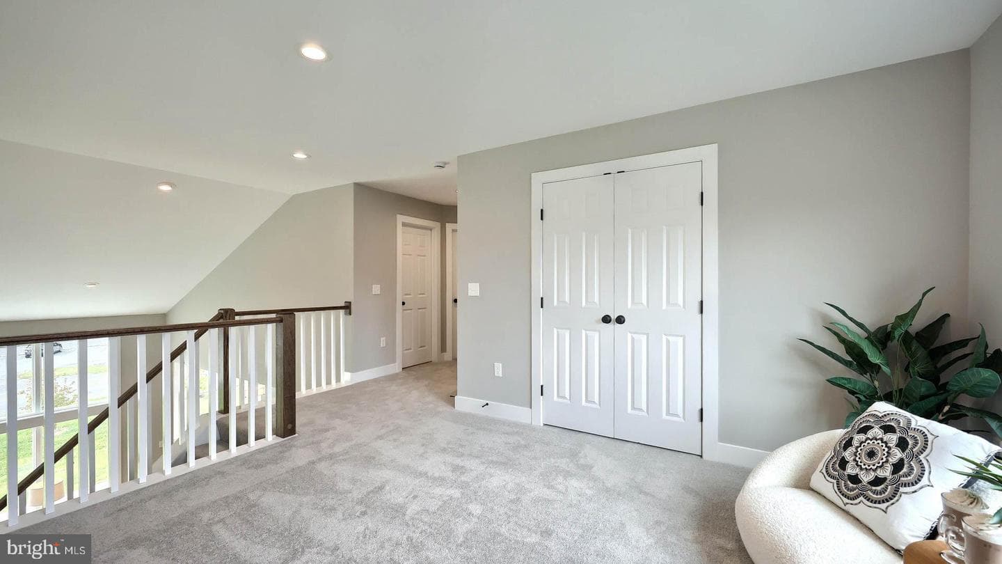 120 Forge Drive photo 23