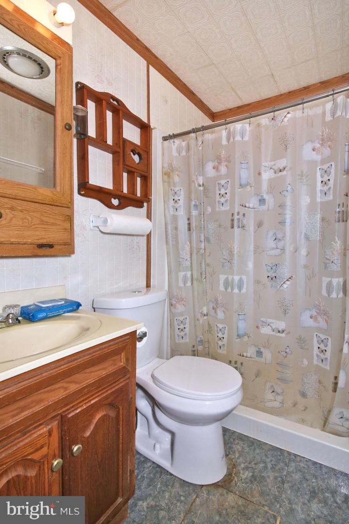 10694 Allentown Boulevard photo 34