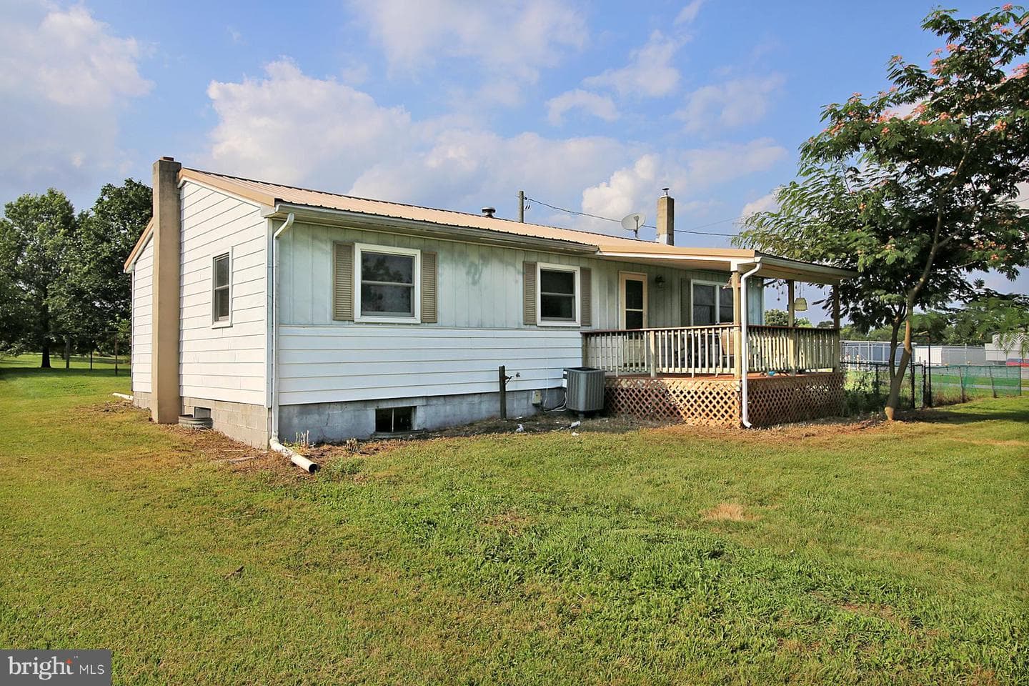 10694 Allentown Boulevard photo 4