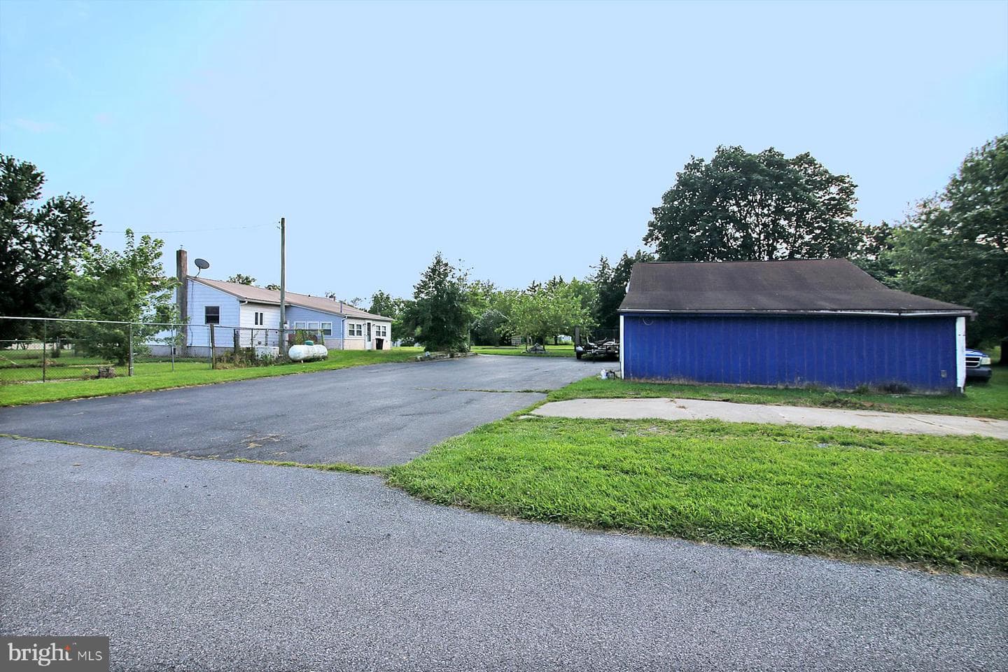 10694 Allentown Boulevard photo 42