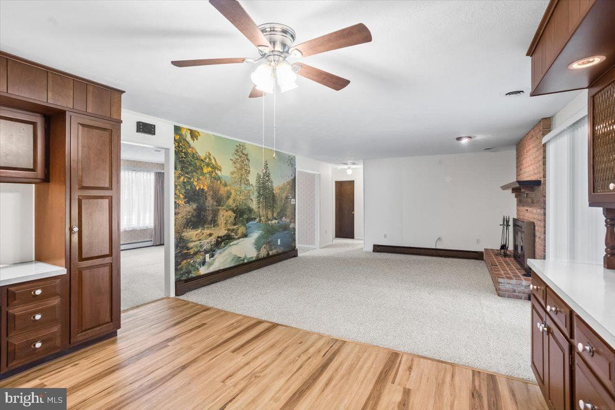 1023 Cornwall Road photo 16