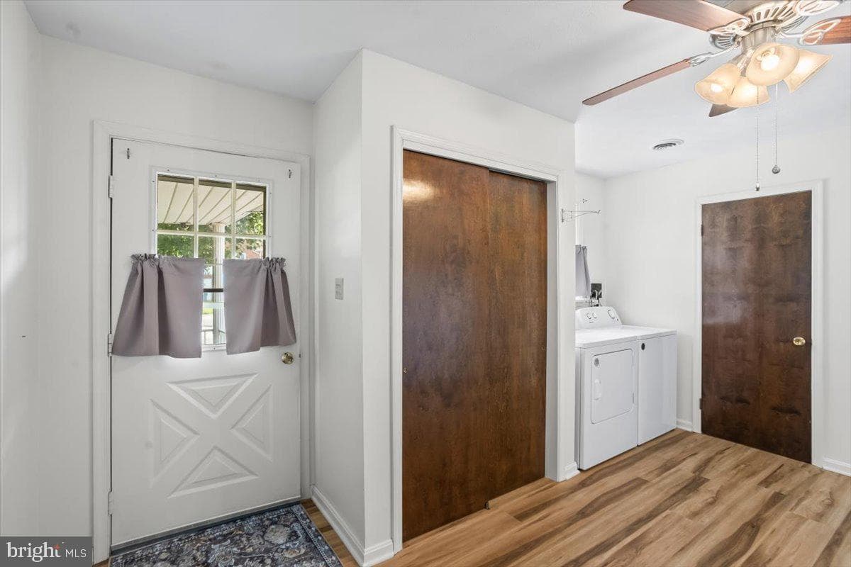 1023 Cornwall Road photo 18