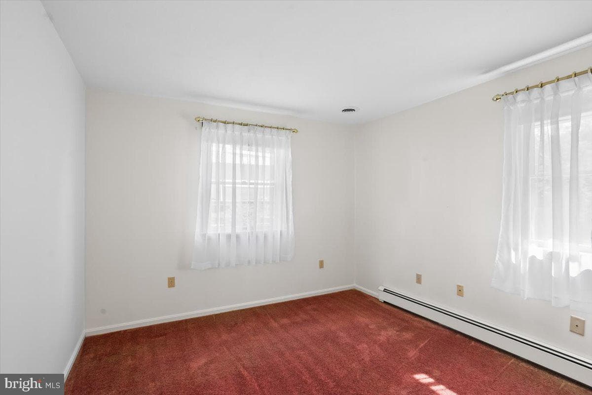 1023 Cornwall Road photo 26
