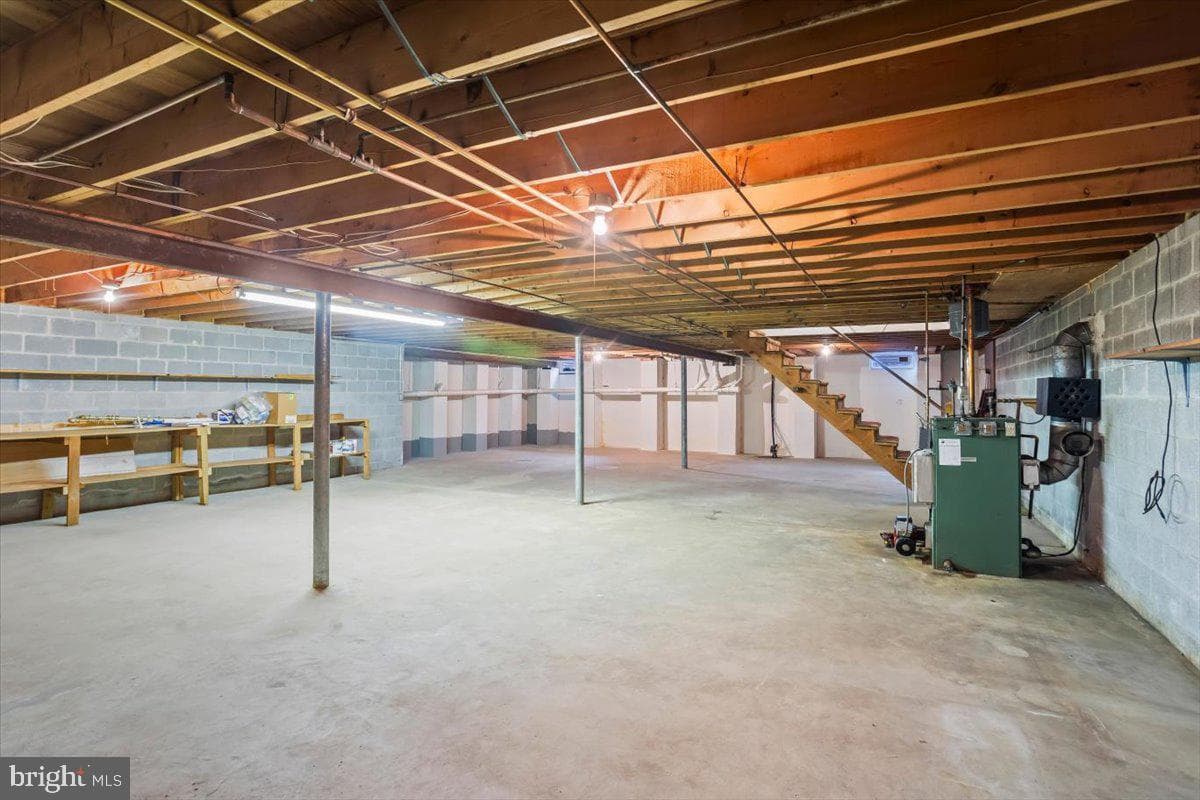 1023 Cornwall Road photo 28