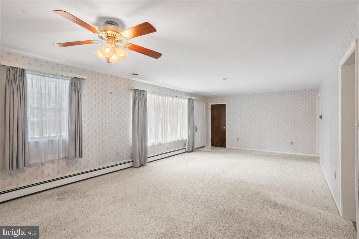 1023 Cornwall Road photo 5