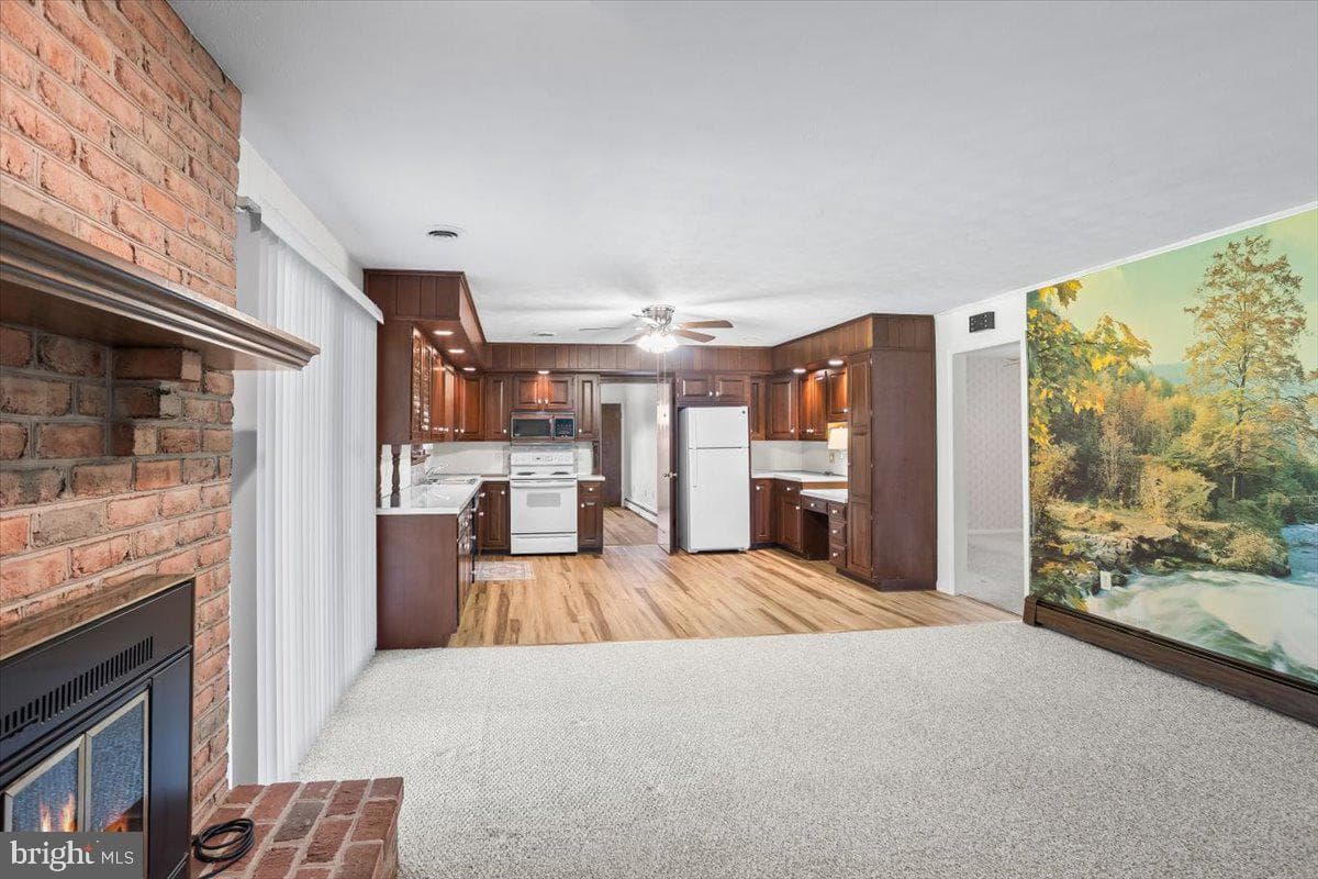1023 Cornwall Road photo 9