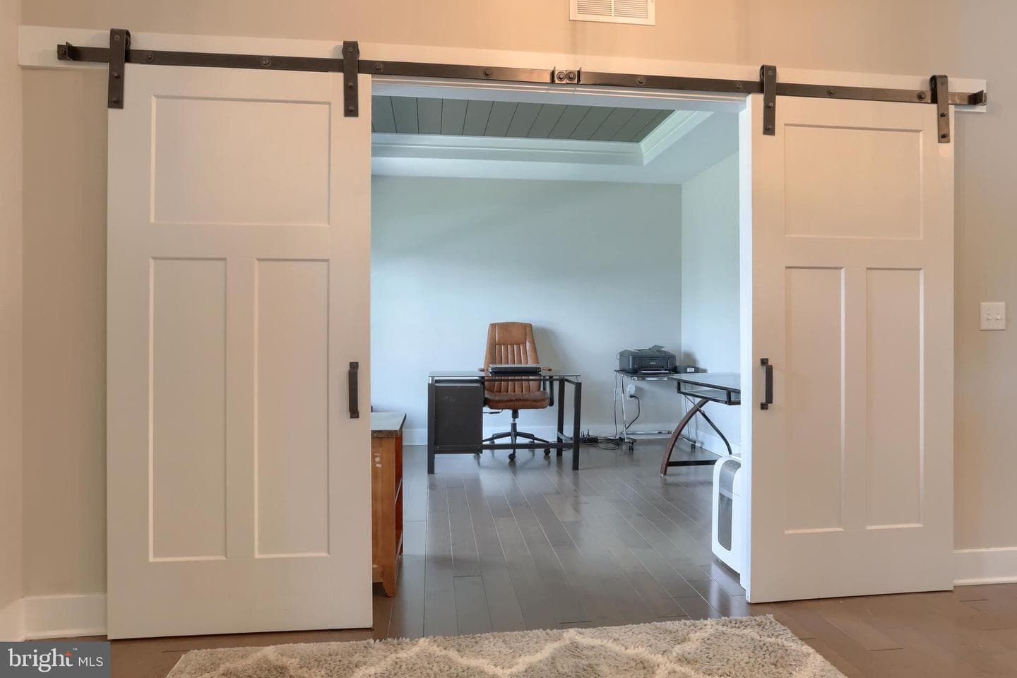 908 Briar Rose Avenue photo 4