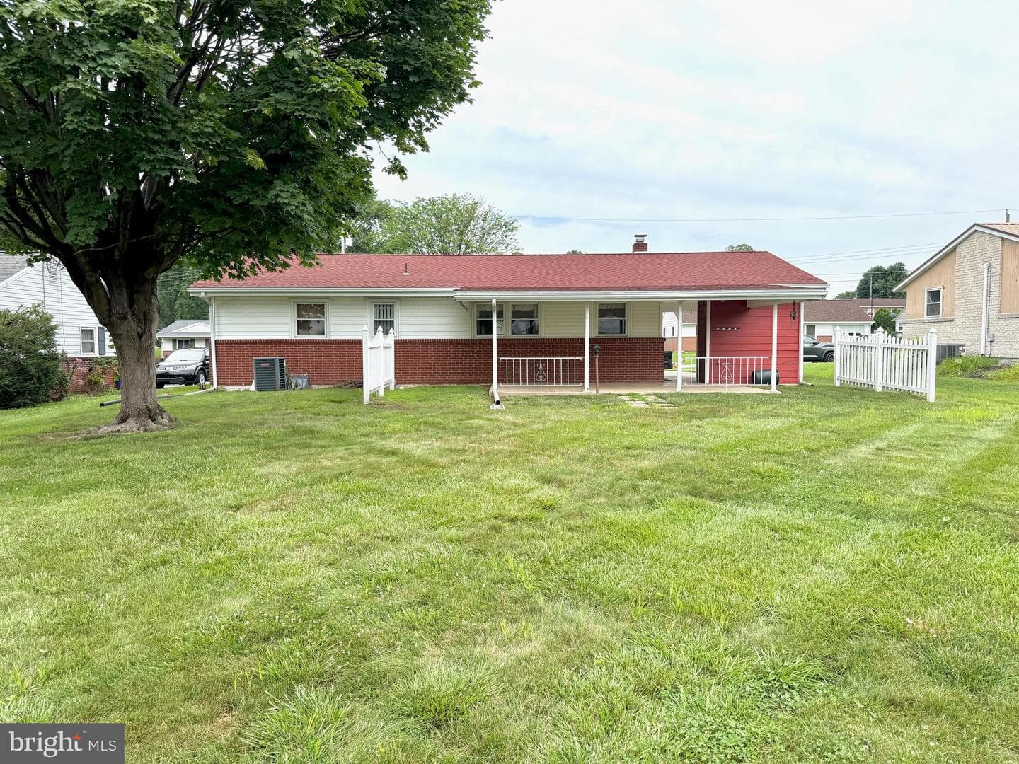 212 W Grant Avenue photo 31