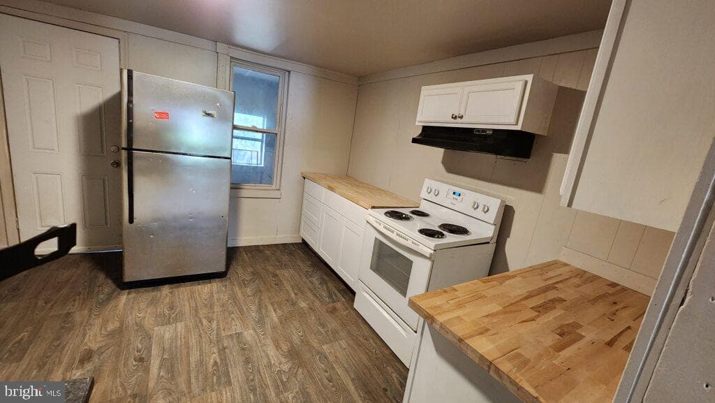 430 Freeman Street photo 6
